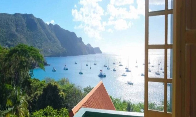 Mount Pleasant Bay Villa | 4BR Overlooking Beach Villa included w/ Staff