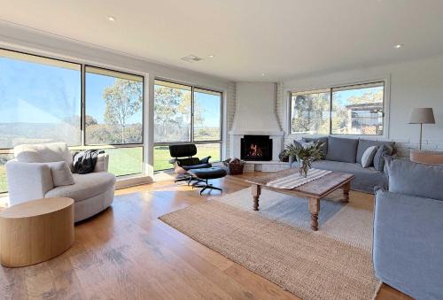 Clarendon Casa | 4BR Retreat Near McLaren Vale Wineries Adelaide