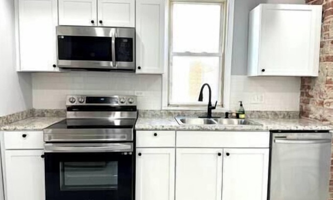 Westwood Casa | 4BR Spacious Cincinnati Home