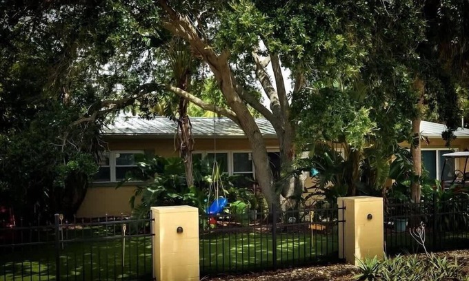 Siesta Key Village Apartamento | 4BR Spacious Paradise
