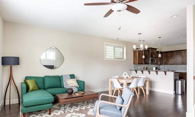 Oak Hills Casa | 4BR Townhouse in Beaverton