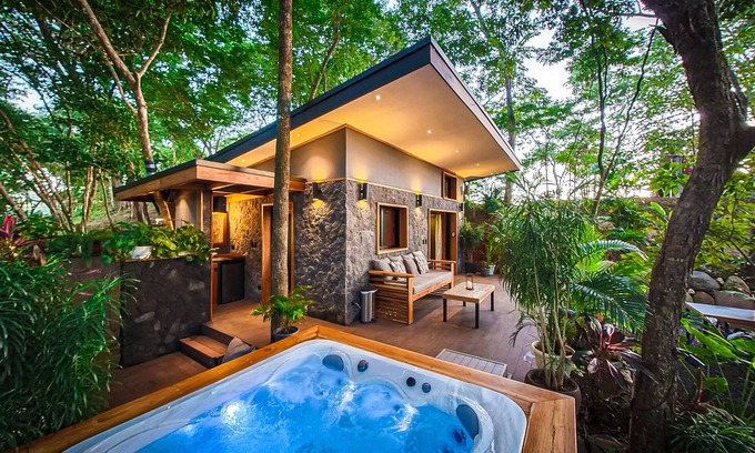 Ostional Cabaña | 4x4 ONLY / Luxury Jungle Experience in a TinyHouse + Jacuzzi