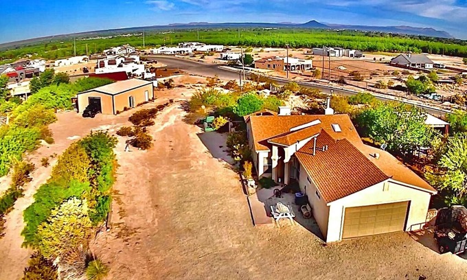 Mesilla Park Casa | 5 Acre Horse Ranch next to University.