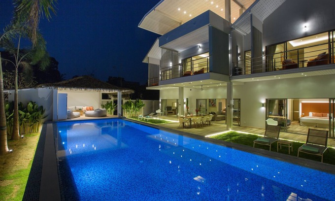 Mae Nam Villa | 5-bdr villa with a beach club and hotel service