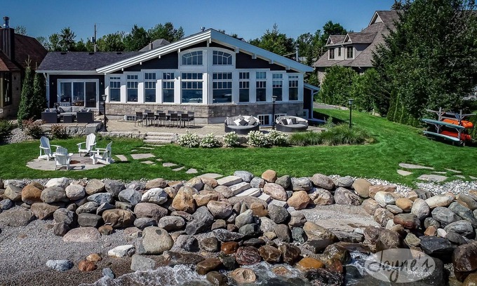 The Blue Mountains Chalet De Esquí | 5 bdrm, 3 bath Beach Chalet! Steps to Georgian Trail! Georgian Bay Views!