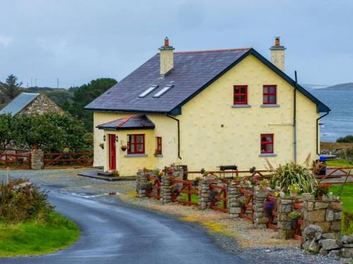 Connemara Casa | 5 Bed in Cashel oc-ii14799