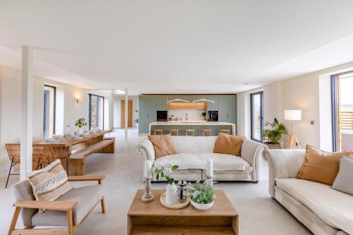 Barnstaple Casa | 5 Bed in Marwood oc-e32631