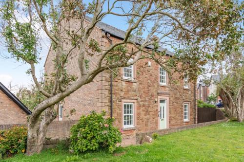 St Bees Casa | 5 Bed in St. Bees oc-w32446