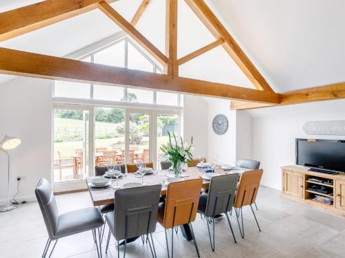 Tealby Casa | 5 Bed in Tealby 78678