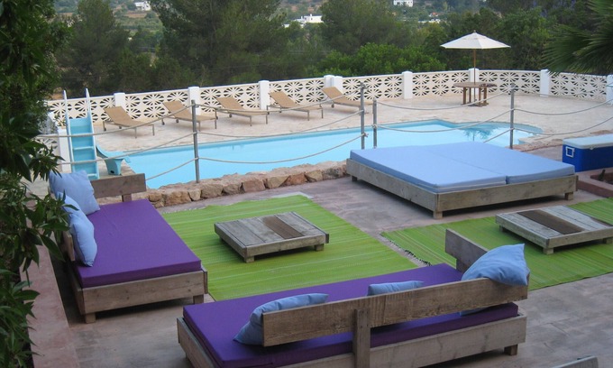 Sant Antoni de Portmany Villa | 5 cama villa de lujo con piscina, barbacoa y unas vistas impresionantes de paisajes de la isla