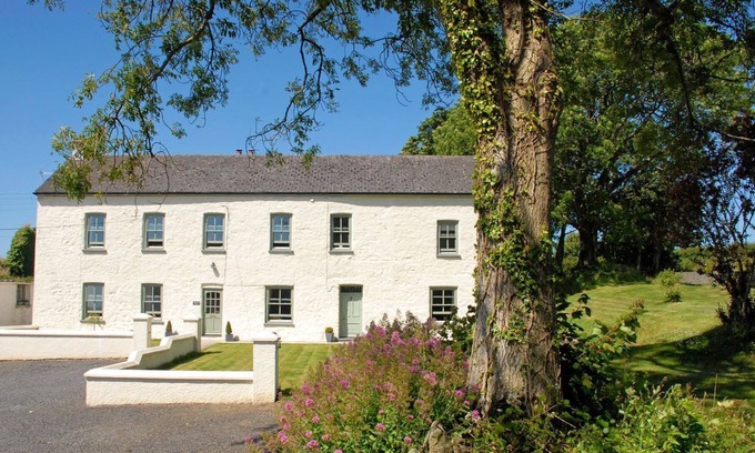 Haverfordwest Cabaña | 5 bedroom accommodation in Near Llangwm