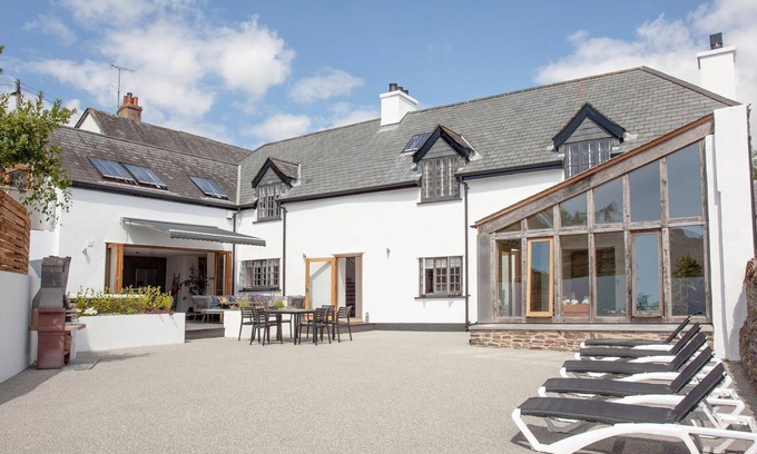 Stoke Fleming Casa | 5 bedroom accommodation in Stoke Fleming, Dartmouth