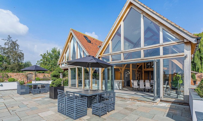 Ryther Cabaña | 5 bedroom accommodation in Ryther