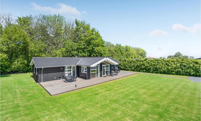 Mommark Strand Casa | 5 Bedroom Amazing Home In Sydals