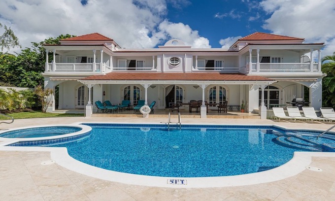 Reeds Bay Casa | Villa de lujo en la playa que ofrece impresionantes vistas al mar y una piscina privada