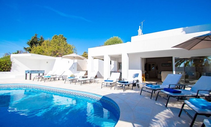 Mato Serrao Villa | 5 bedroom detached villa with private pool and maid service, Carvoeiro