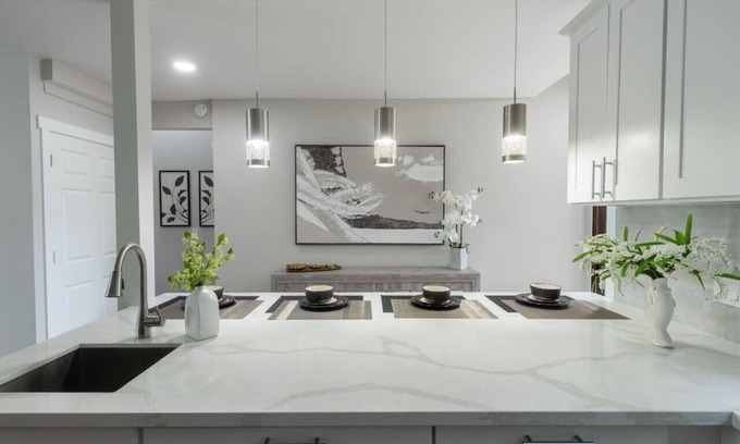 Parkland Casa | 5-bedroom House in Parkland
