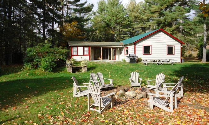 Johnsburg Cabina | Casa de 5 dormitorios en la región de Lake George