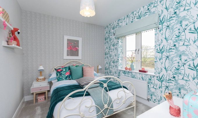 Bicester Casa | 5 Bedroom House located near The Heyford for fab food & drinks & BicesterVillage