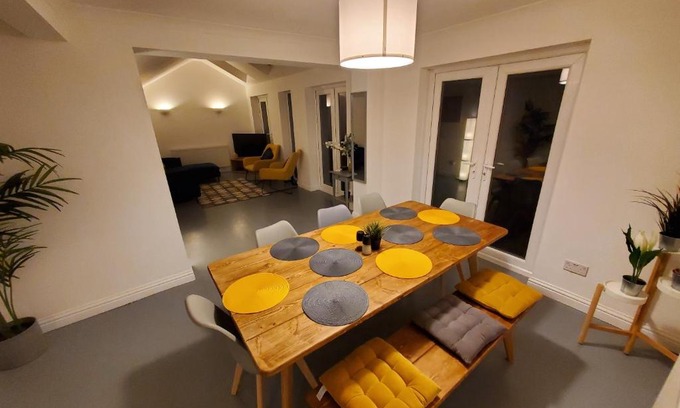 St Leonards-On-Sea Casa | 5 bedroom, recently renovated house close to Hastings Beach