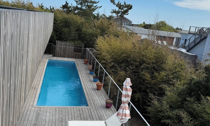 Ocean Beach Casa | 5-bedroom Summer Club Fire Island Ocean Beach Sunset Views Pool Tennis Gym