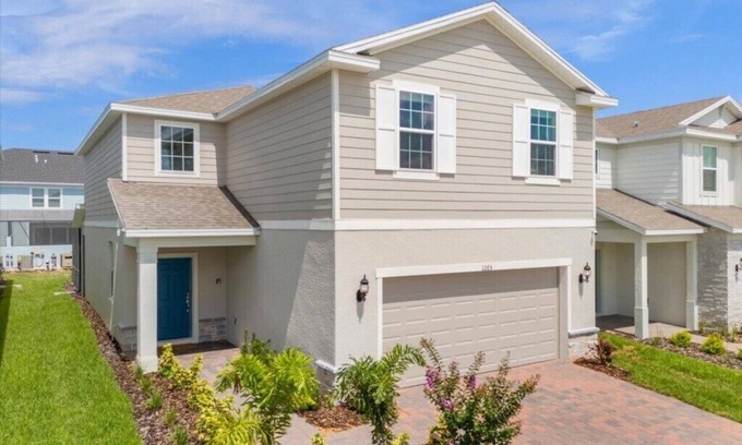 Four Corners Casa | 5 Bedrooms/4 Bathrooms/Windsor Cay (1265 ER)