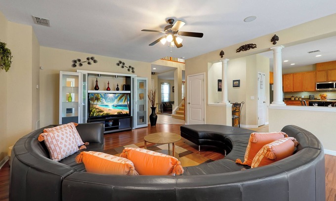 Plymouth Casa | 5 BR Family Getaway with a Pool, Theater & Office in Apopka!