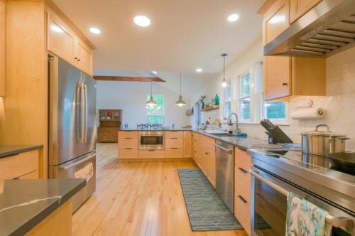 East Sandwich Casa | 5 Captain Towne Road East Sandwich - NewShell at Cape Cod