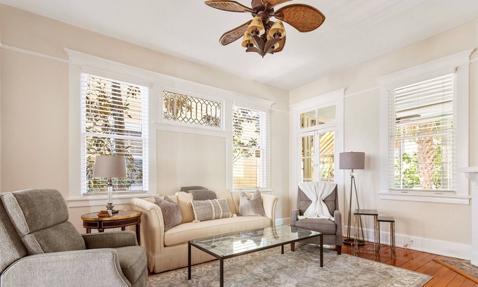 South of Broad Casa | 5 Colonial St 4br/3.5ba