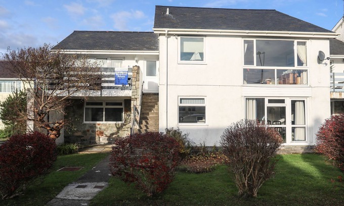 Llanbedrog Cabaña | 5 GER Y NANT, pet friendly, country holiday cottage in Llanbedrog