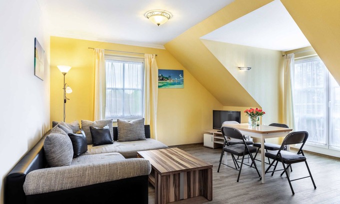 Pepelow Apartamento | (5) Hanna, 2-room apartment, loggia, upper floor - Ostseeferienhaus Drachenflieger Pepelow
