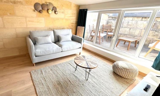 Libourne Apartamento | 5- Hypercentre - 4pers - clim - terrasse - Netflix