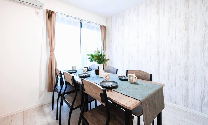 Tsuruhashi Casa | 5 min walk from Korean Town, 7 min walk from JR Tsuruhashi Station, 1 year old, single family house, 3LDK, convenient location for walking and eating.