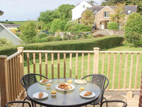 Bugford Casa | 5 Keeper's Cottage, Hillfield