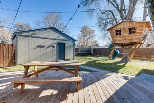 Northeast Park Hill Casa | 5 Mi to Dtwn Denver Pet-Friendly Home with Yard