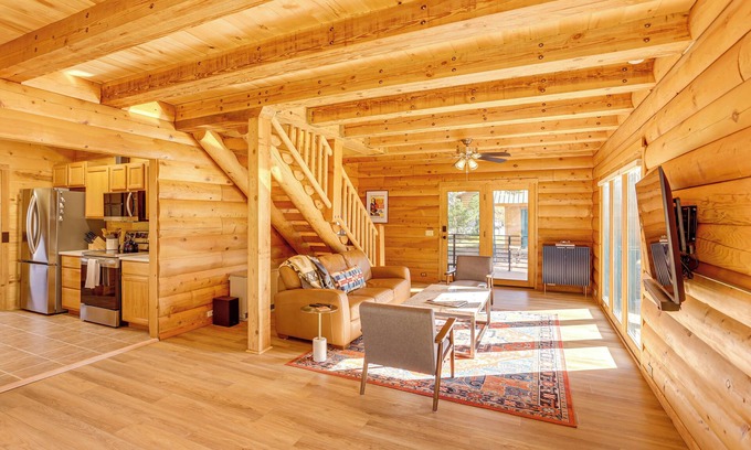 Pagosa Springs Cabina | 5 Mi to Dwtn: Pagosa Springs Cabin w/ Mtn Views!
