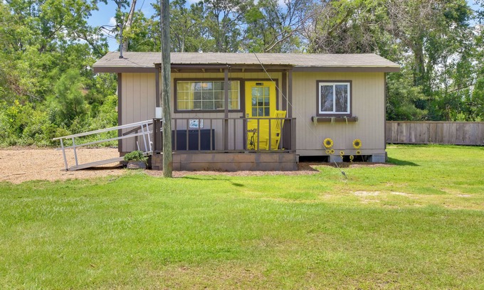 Glenwood Cabaña | 5 Mi to Mt Vernon Shops: Peaceful Cottage!