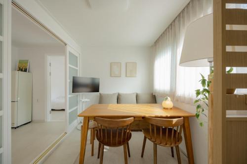 Dohwa-dong Apartamento | 5 Min to 마포역, Easy Access to Hongdae, Airport Railroad and Bus - Foreigner only