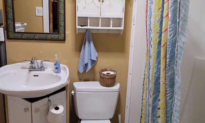Thomasville Casa | 5 min to downtown, 45 min to Tallahassee FL; Quiet