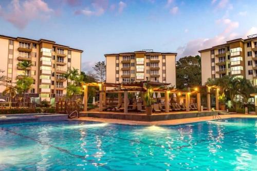 Barrio Santa Lucía Apartamento | . 5 min Walking Beach Jaco Apartment