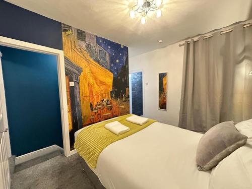 Anfield Casa | 5 Mins to Anfield, 2 Bed, Mosaic Art House