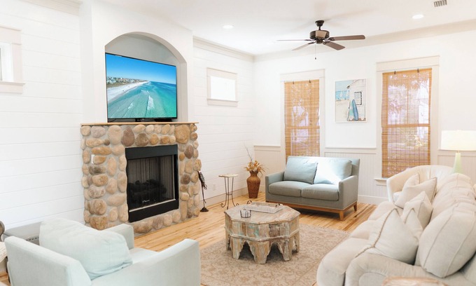Grayton Cove Casa | 5 Mins to Beach, Shared Pool, Covered Deck, Bikes | Heron Cottage by AvantStay