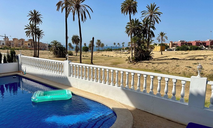 Puerto de Mazarrón Casa | 5 minutes from the beach. Large holiday home with private pool