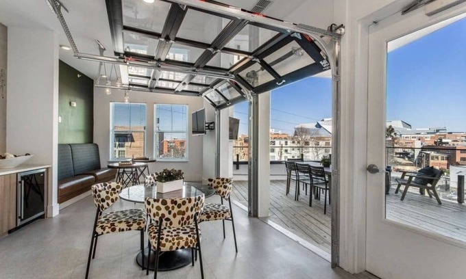 Castleberry Hill Condominio | 5 minutes from all major events