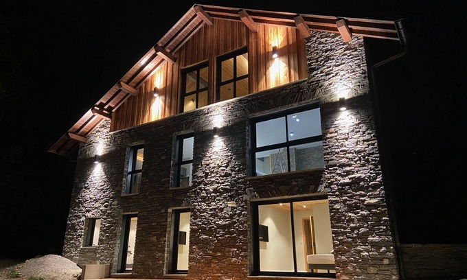 Doucy-Combelouviere Chalet De Esquí | 5 minutes from the start of the slopes - CONFIDENTIAL CHALET - 12 people - 5 bedrooms -