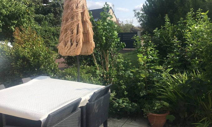 Lion-sur-Mer Casa | 5 minutes from the beach