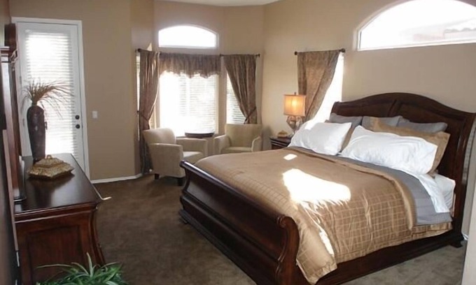 Tatum Vista Casa | Sólo piso, renovado a techo, a 5 minutos del Desert Ridge