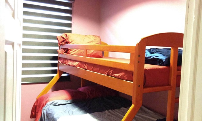 Tijuana Casa | 5 minutes to the Aeroport of Tijuana! Family-sized condo