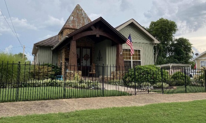 Florence Casa | 5 minutes to the TN River, Boating, Fishing, Loving everday! Cozy Music House!