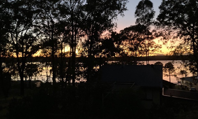 North Arm Cove Casa | 5 night min. stay - ideal for Executives, Project Leaders, Superintendents, FIFO